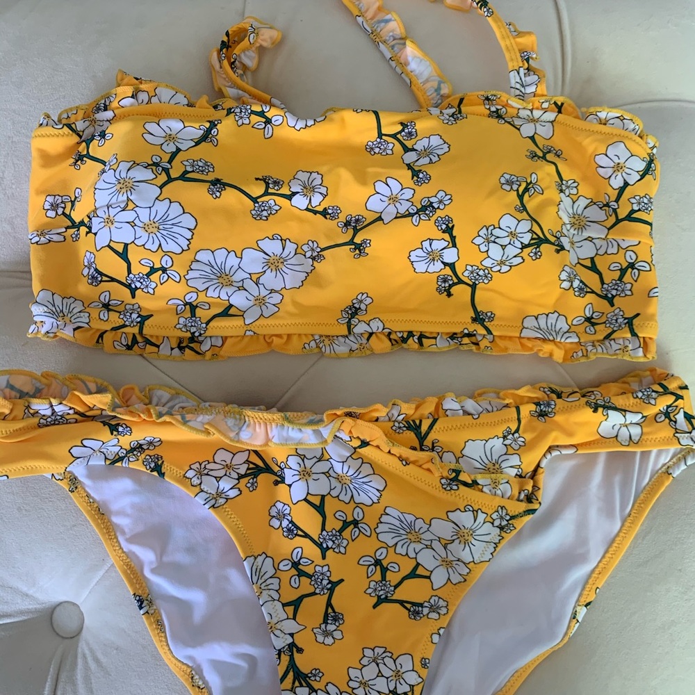 Yellow Floral Bikini 👙